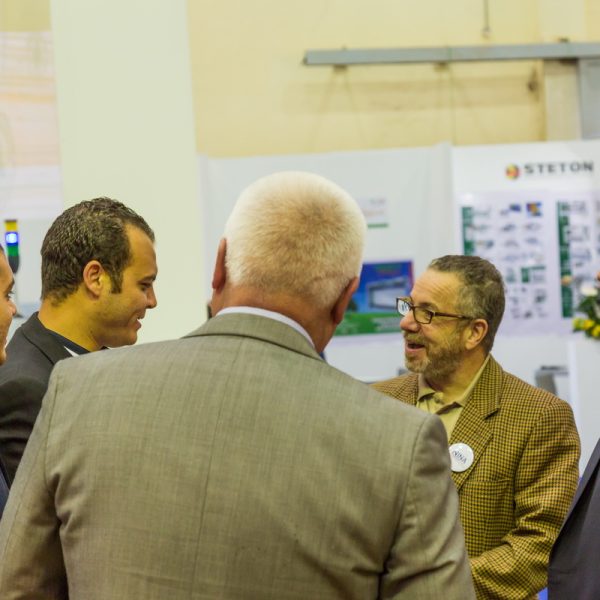 0K4A7595 resize 600x600