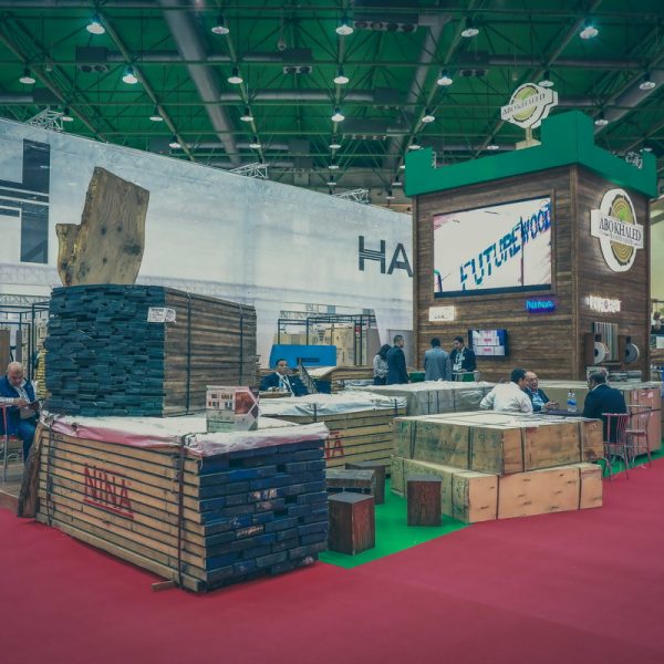 AS0A9147 resize 600x600